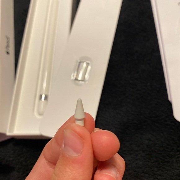 Selling Apple Pencil! - Picture 4 of 5